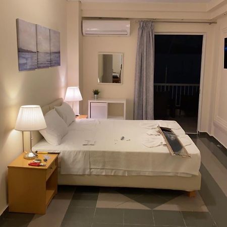 Dina Apartment アテネ エクステリア 写真